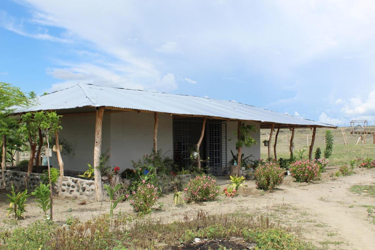 Pachingo Tatacoa Desert La Victoria  Экстерьер фото
